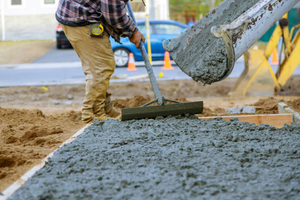 Best Concrete Driveway Installation in Oak View, CA